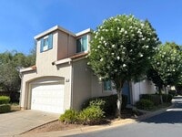 Building Photo - 282 Oak Briar Ct