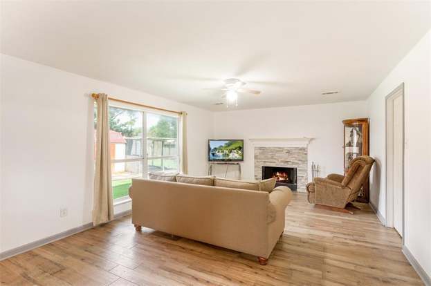 Building Photo - 17523 Poplar Canyon Ln