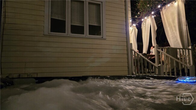 Building Photo - 14 E 41st St