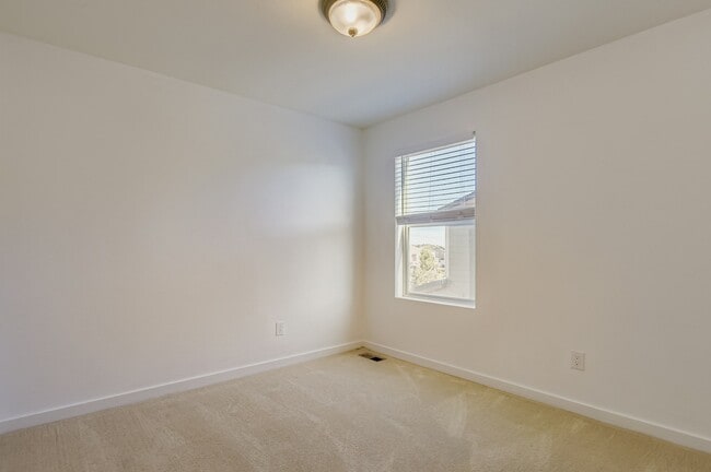 Building Photo - 10071 Nadine Ln