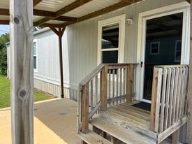 Building Photo - 9273 Texoma Park Rd