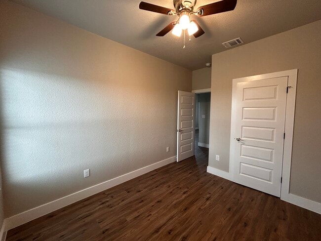 Building Photo - 119 Ave Ventana