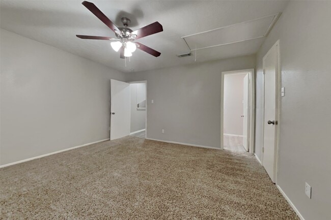 Building Photo - 4810 Ingleside Ct