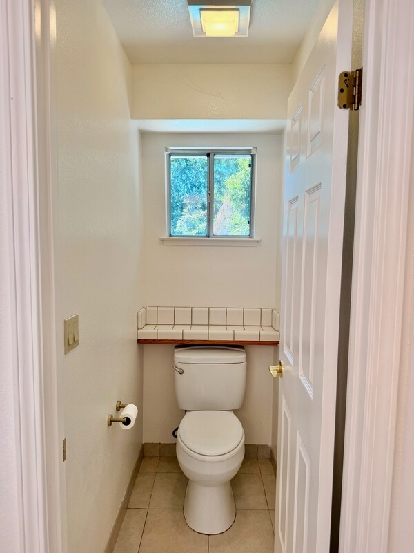 Building Photo - 5663 Montclair Cir
