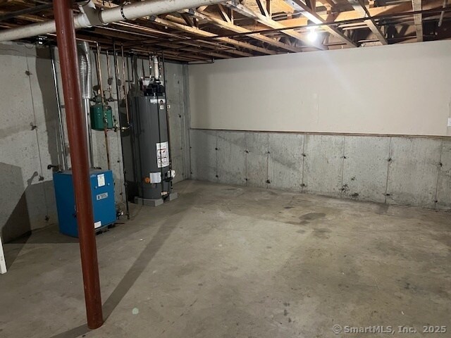 Building Photo - 135 Johnson Ct