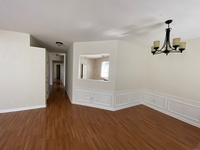 Building Photo - 5273 Trophy Dr