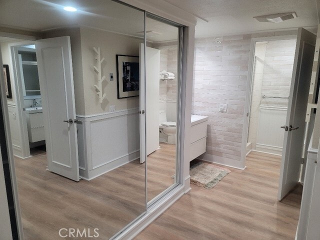 Building Photo - 2185 Via Mariposa W