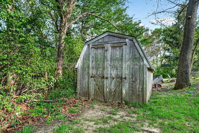 Building Photo - 3966 Kleinschmidt Rd