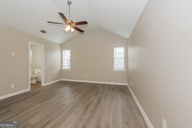 Building Photo - 2081 Wedgewood Dr