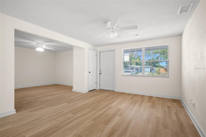 Building Photo - 9049 Orchid Dr