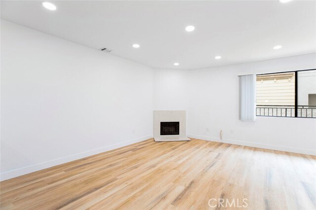 Building Photo - 1327 Barrington Way