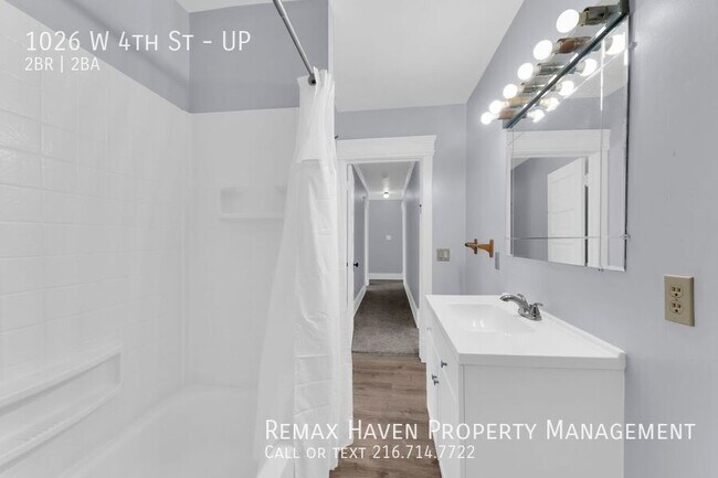 Building Photo - 1026 W Fourth St