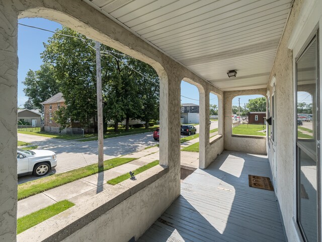 Building Photo - 121 Davis Ave