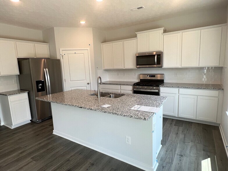 Building Photo - 985 Allegro Dr