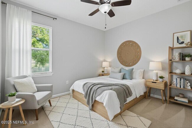 Building Photo - 612 Spruce Creek Rd