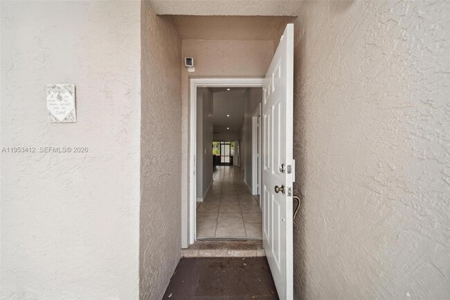 Building Photo - 4949 E Lakes Dr