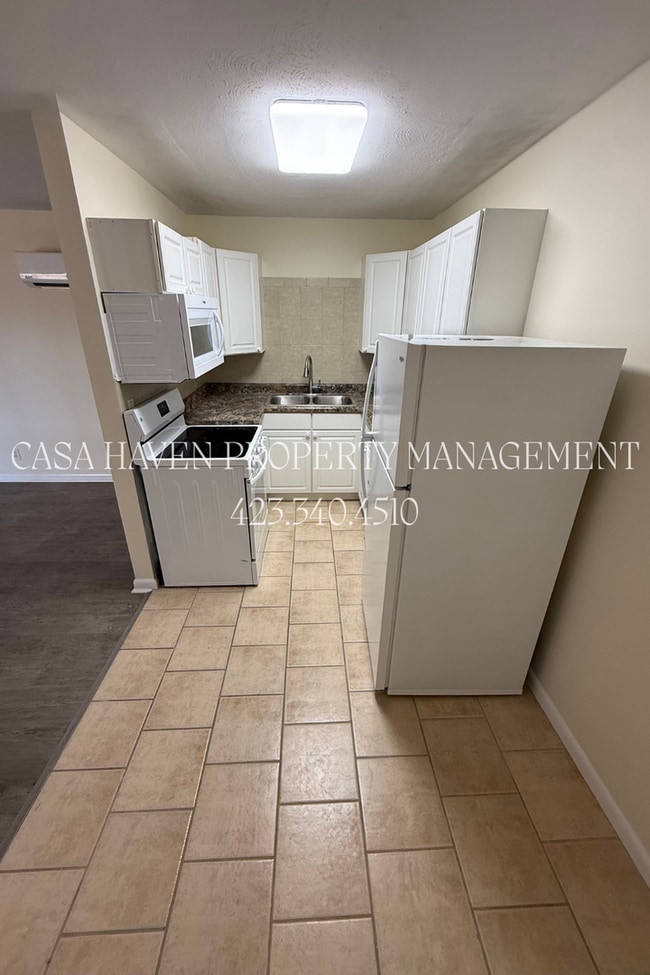 Building Photo - 189 Cedar Point Rd