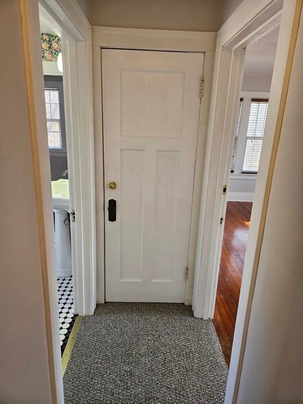 Building Photo - 2234 S Main St