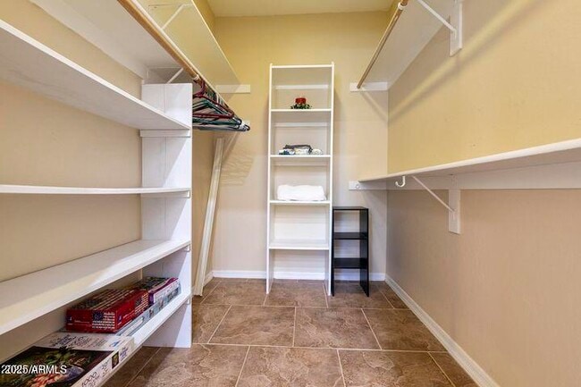 Building Photo - 4202 E Broadway Rd