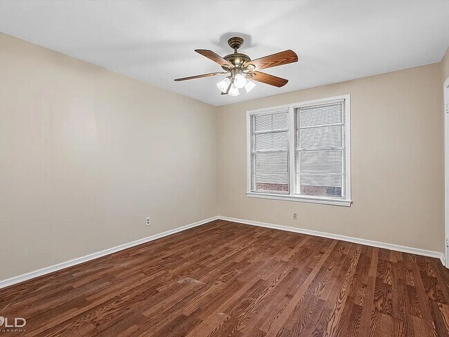 Building Photo - 1439 Belwood St