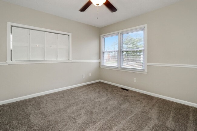 Building Photo - 101 Kingsbridge Ln