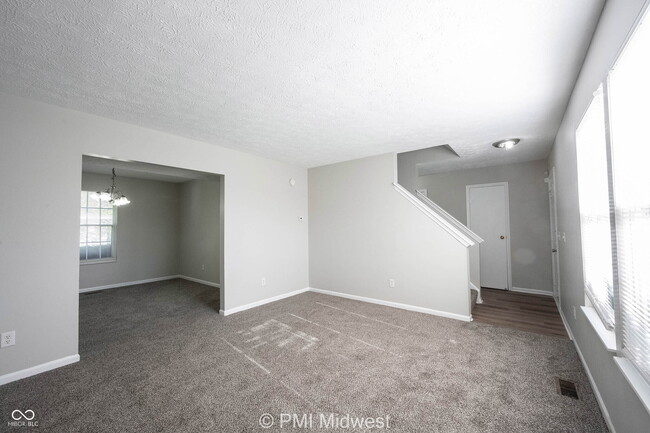 Building Photo - 6106 Pillory Dr