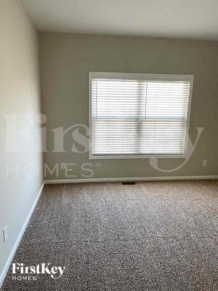 Building Photo - 1157 Fountain Crest Dr
