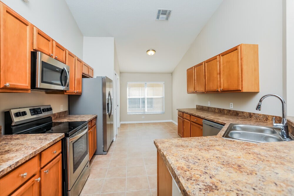 Building Photo - 108 Thornbury Ln