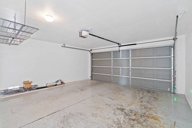 Building Photo - 3721 W Avenida Fria