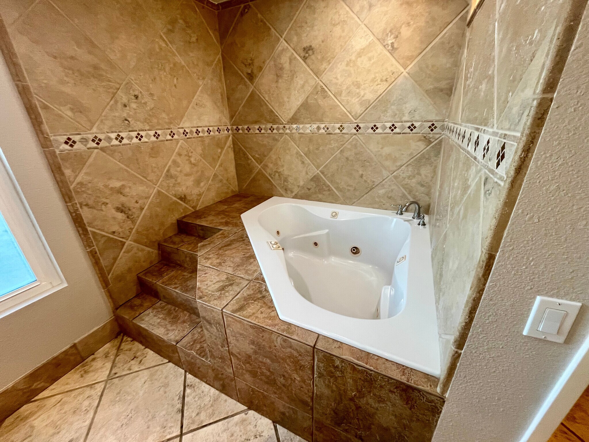 Building Photo - 1594 Boulder Creek Rd