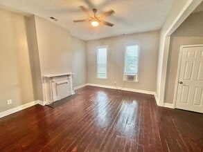 Building Photo - Shelby Park - 1 Bedroom 1 Bath Apartment - Section 8 Welcome
