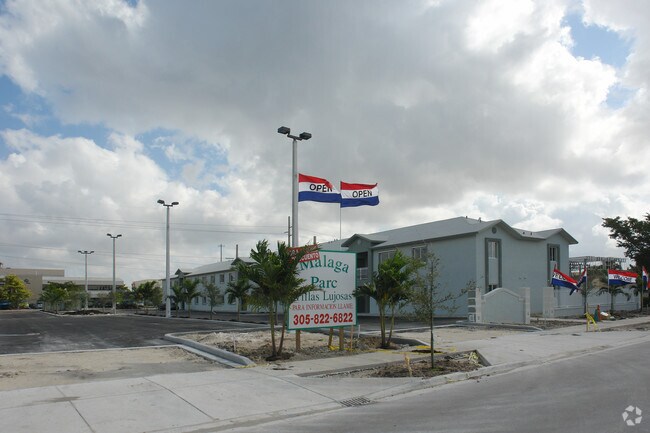 The sale sign is in this picture - Malaga Park
