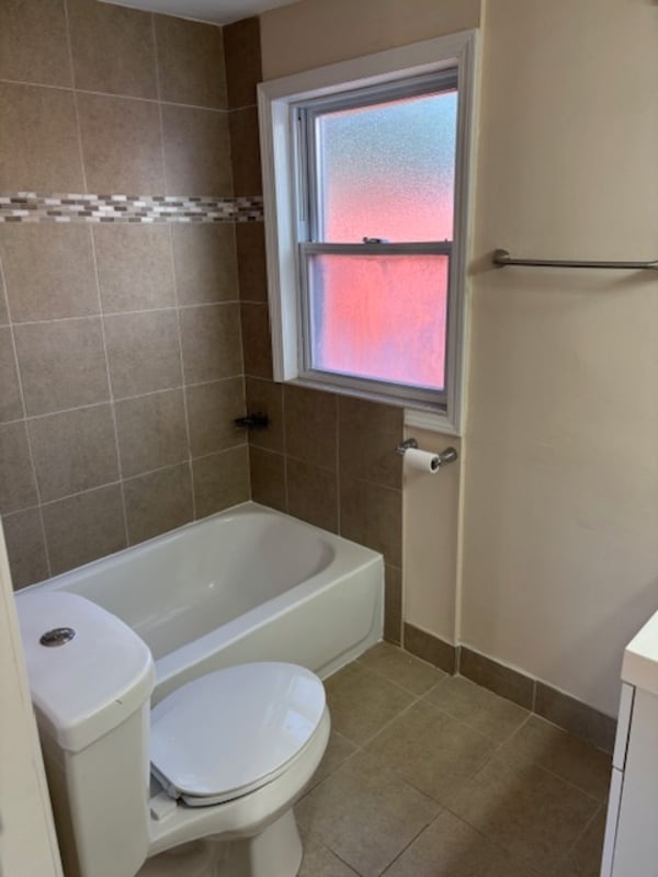 Building Photo - 35807 Schley Ave