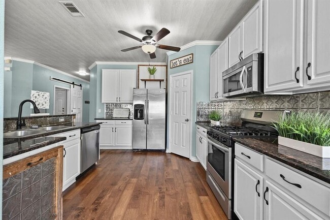 Building Photo - 20804 Silverbell Ln