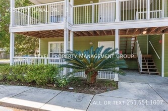 Building Photo - 435 E Canal Dr