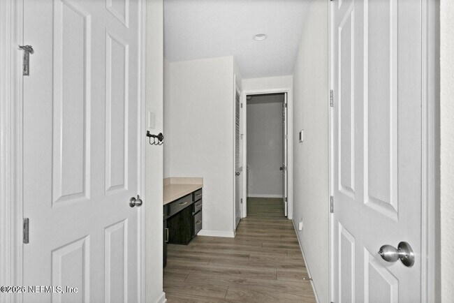 Building Photo - 3067 Alpin Dr