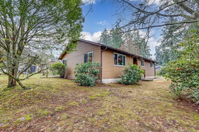 Building Photo - Newly remodeled Rambler Bainbridge Island