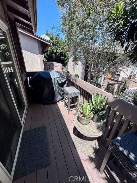 Building Photo - 1072 Cabrillo Park Dr