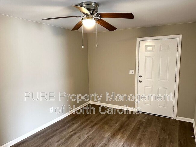 Building Photo - 213 Irma Ave