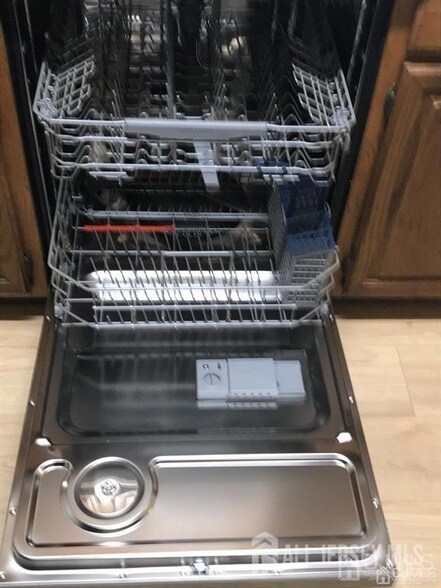 Building Photo - 4811 Ravens Crest Dr