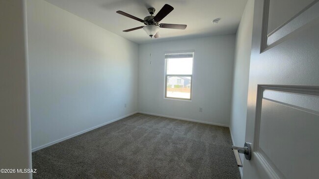 Building Photo - 10473 W Rutherford Ln