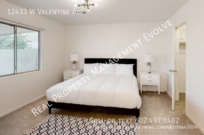 Building Photo - COME TOUR TODAY!