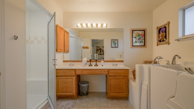 Building Photo - Beautiful 3 bed 2 bath House, Rio Rancho