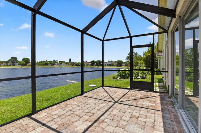 Building Photo - 9151 Pine Springs Dr