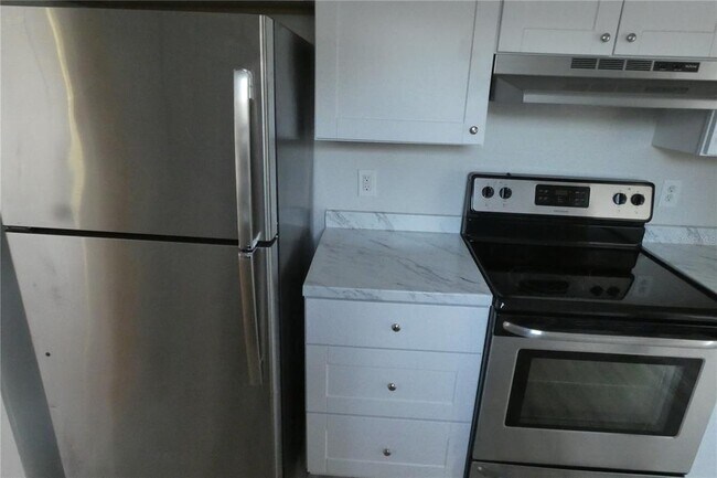 Building Photo - 2580 58th Ave N