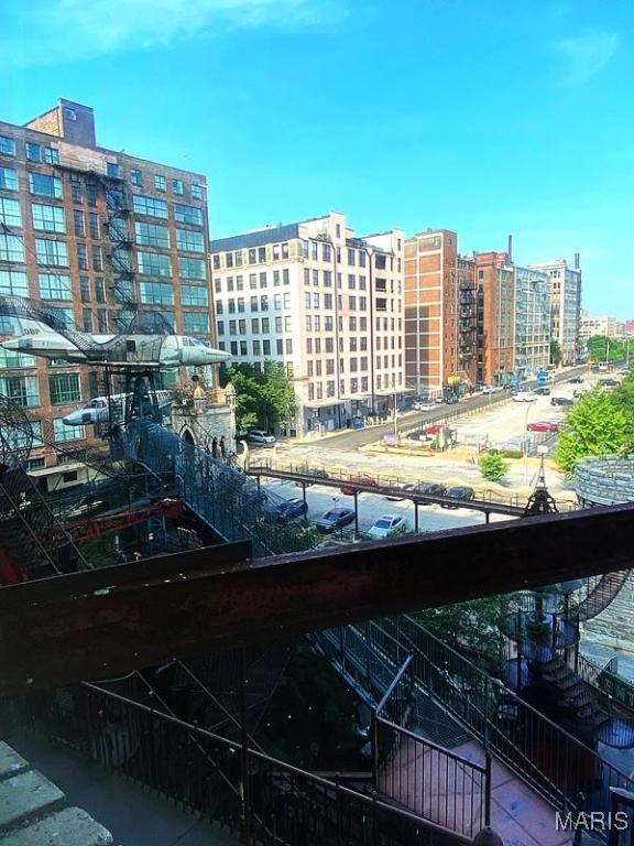 Building Photo - 701 N 15th St