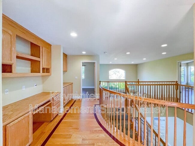 Building Photo - 3825 Venus Ct