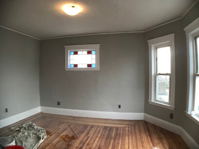 Building Photo - 20 Washburn Ave