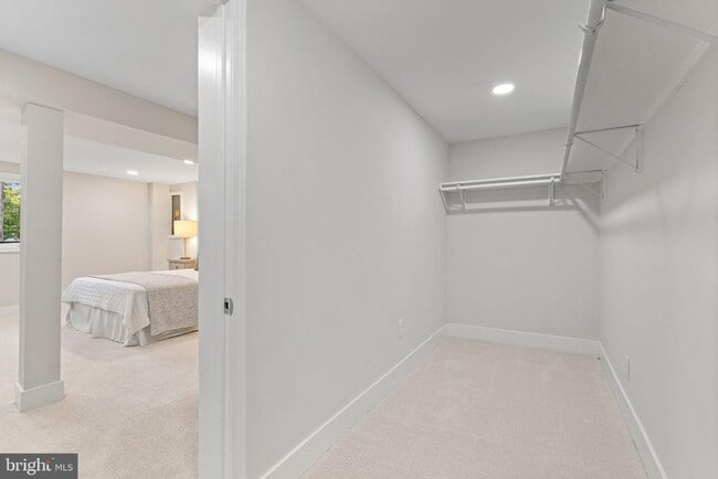 Building Photo - 2711 Groveton St