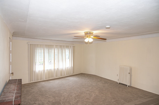 Building Photo - 950. AMERICA REALTY PA LIC LONG TERM RENTALS